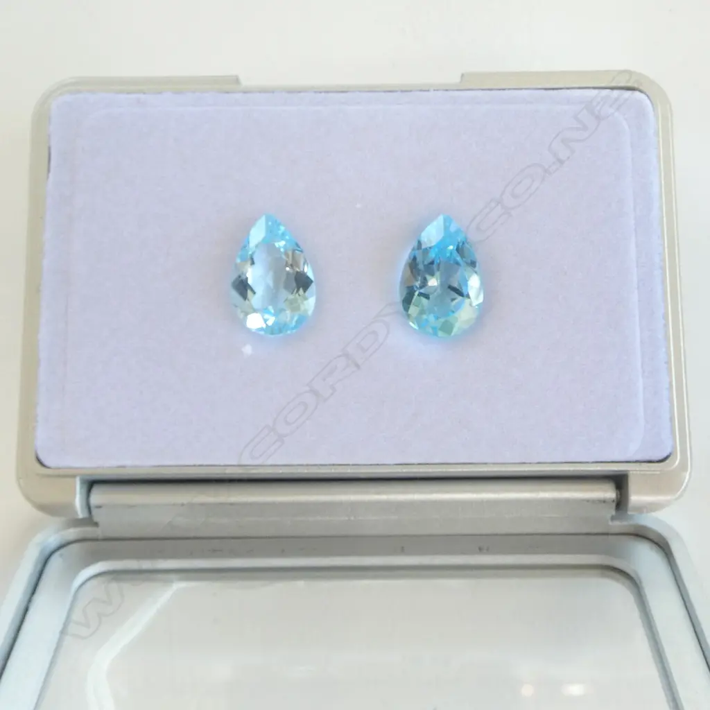 PR PEAR FACET CUT BLUE TOPAZ, 12.81ct (AIG report) Image 1++