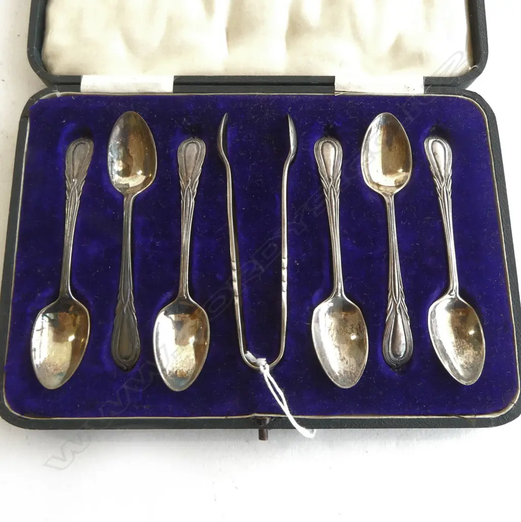 CASED SET 6 SILVER TEASPOONS + TONGS Sheffield 1914 82gms Image 1++