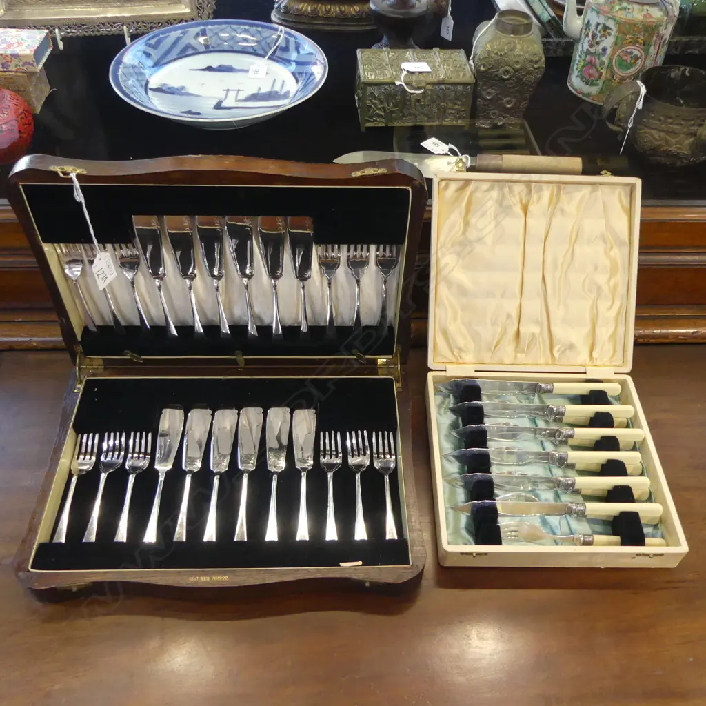 2 CASED FISH SETS Image 1++