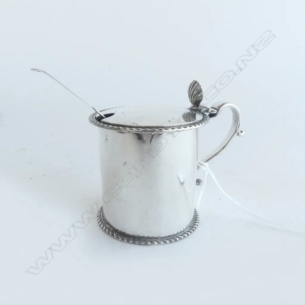 STG SILVER MUSTARD POT & SPOON, 109grms Image 1++