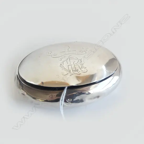 STG SILVER OVAL CONTAINER, B'HAM 1901 W.95mm 77grms FAULTS