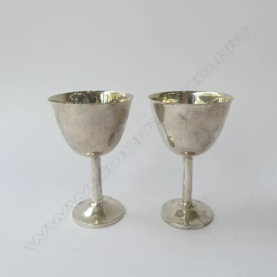 PR 800 SILVER GOBLETS H.130mm 208gms