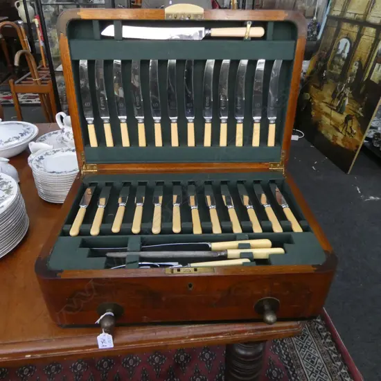 12 PLACE CUTLERY CANTEEN w. IVORINE 'BONE' HANDLED KNIVES