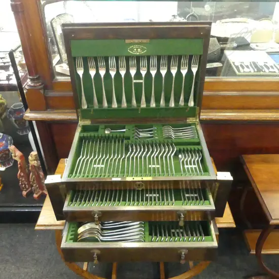 OAK CANTEEN JOSEPH RODGERS & SONS CUTLERY 480x360x260mm (COMPLETE)