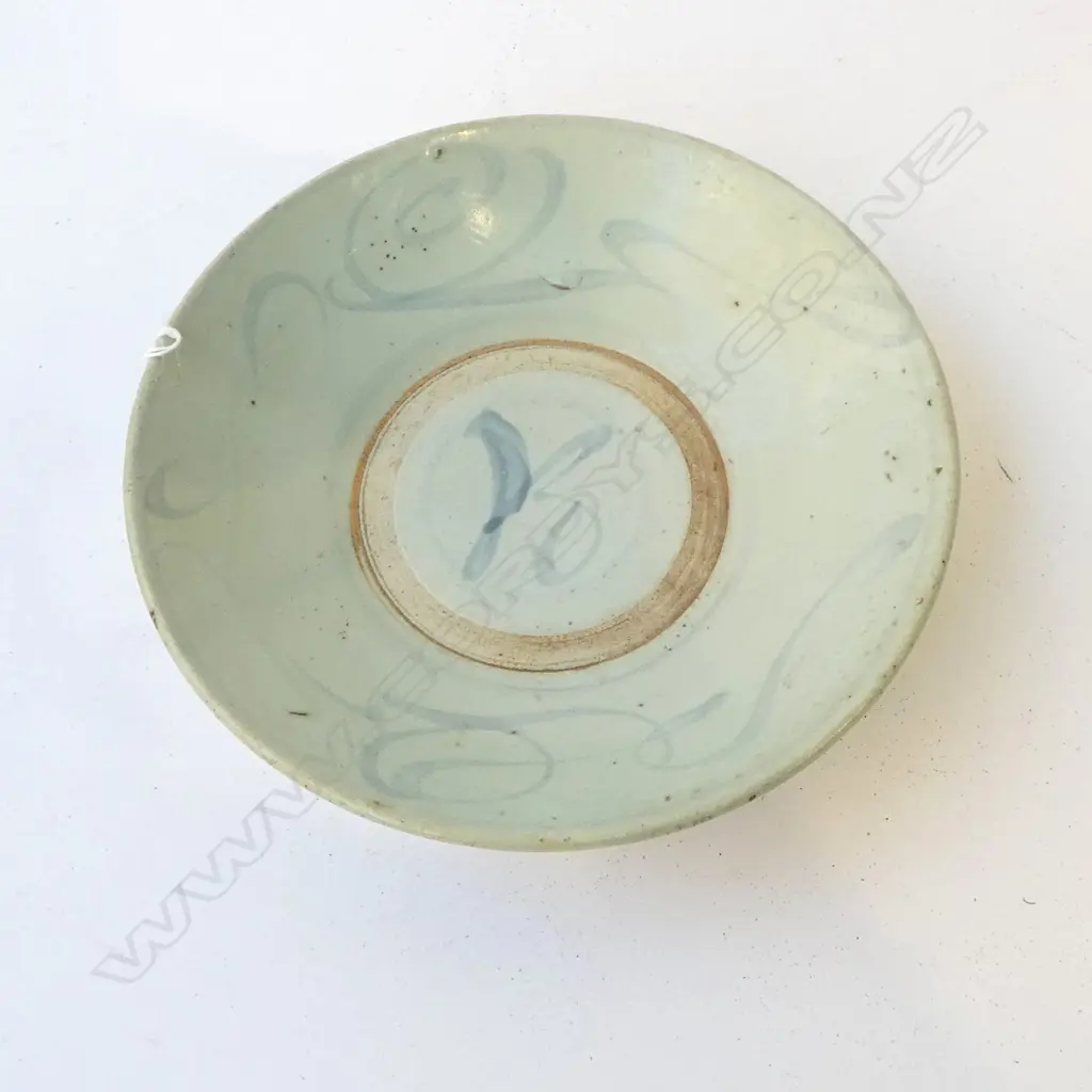 PROVINCIAL CHINESE 'KITCHEN MING' PLATE 235mm dia Image 1++