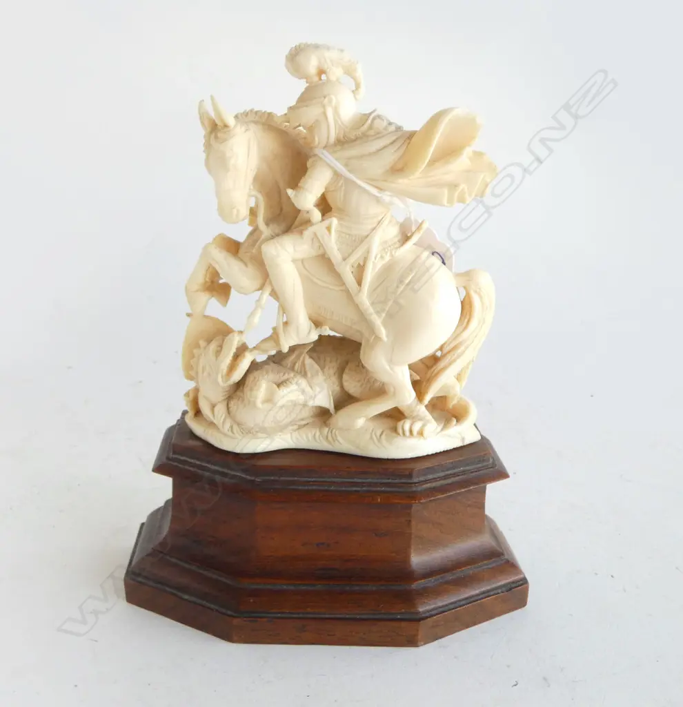 OLD CARVED IVORY ST GEORGE & THE DRAGON FINE CARVING ON STAND H.150mm... Image 1++