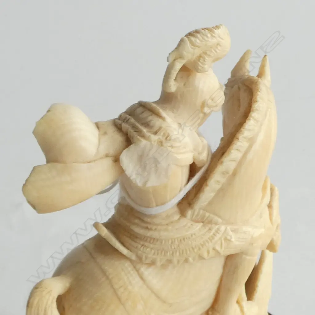 OLD CARVED IVORY ST GEORGE & THE DRAGON FINE CARVING ON STAND H.150mm... Image 1++
