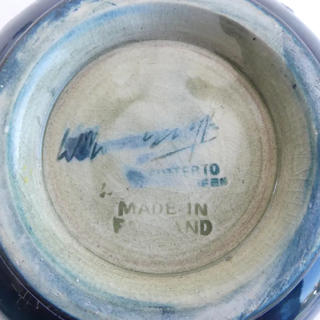 SMALL MOORCROFT VASE H.75mm Image 1++