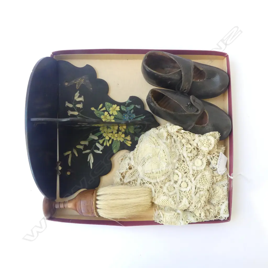 VICTORIAN SHELF, LACE COLLAR, LACE, BONNET BRUSH, CHILD’S LEATHER SHOES Image 1++