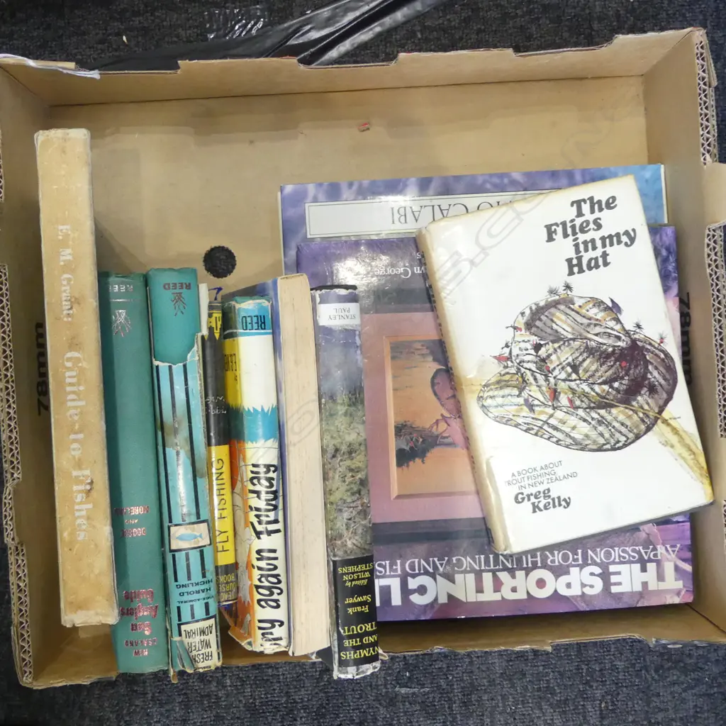 COLLECTION OF 10 FLY & FISHING VINTAGE BOOKS Image 1++