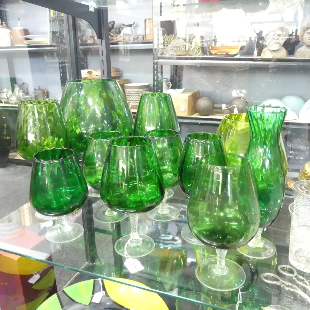 11 GREEN ART GLASS VASES H.285mm Image 1++