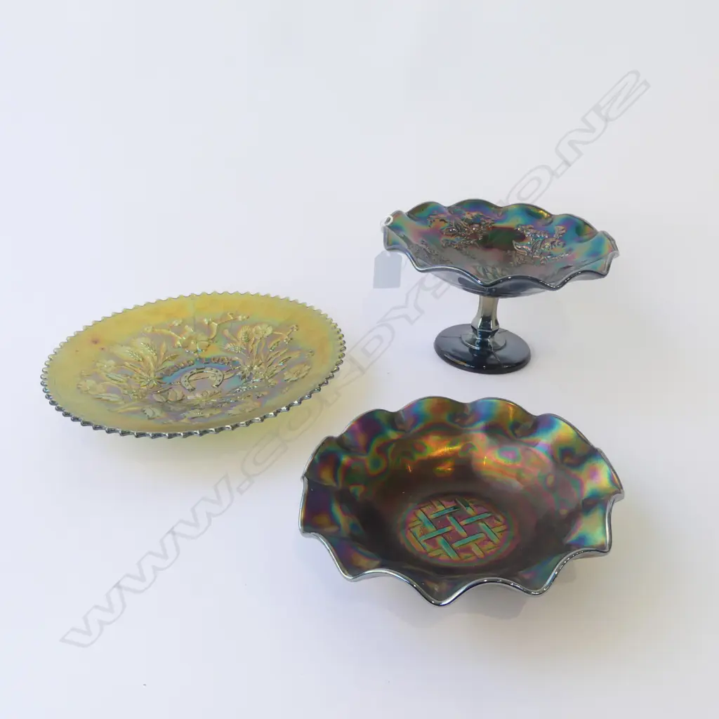 3PCS CARNIVAL GLASS – GREEN BOWL, BLACK COMPORT & BOWL, D.180MM-230MM Image 1++