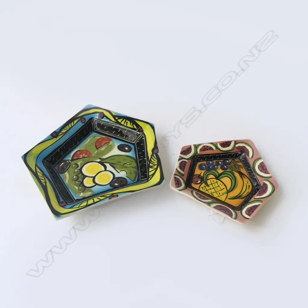 PR. PENTAGON DISHES BY VALESKA DATED '90 & '93 W.230mm Image 1++