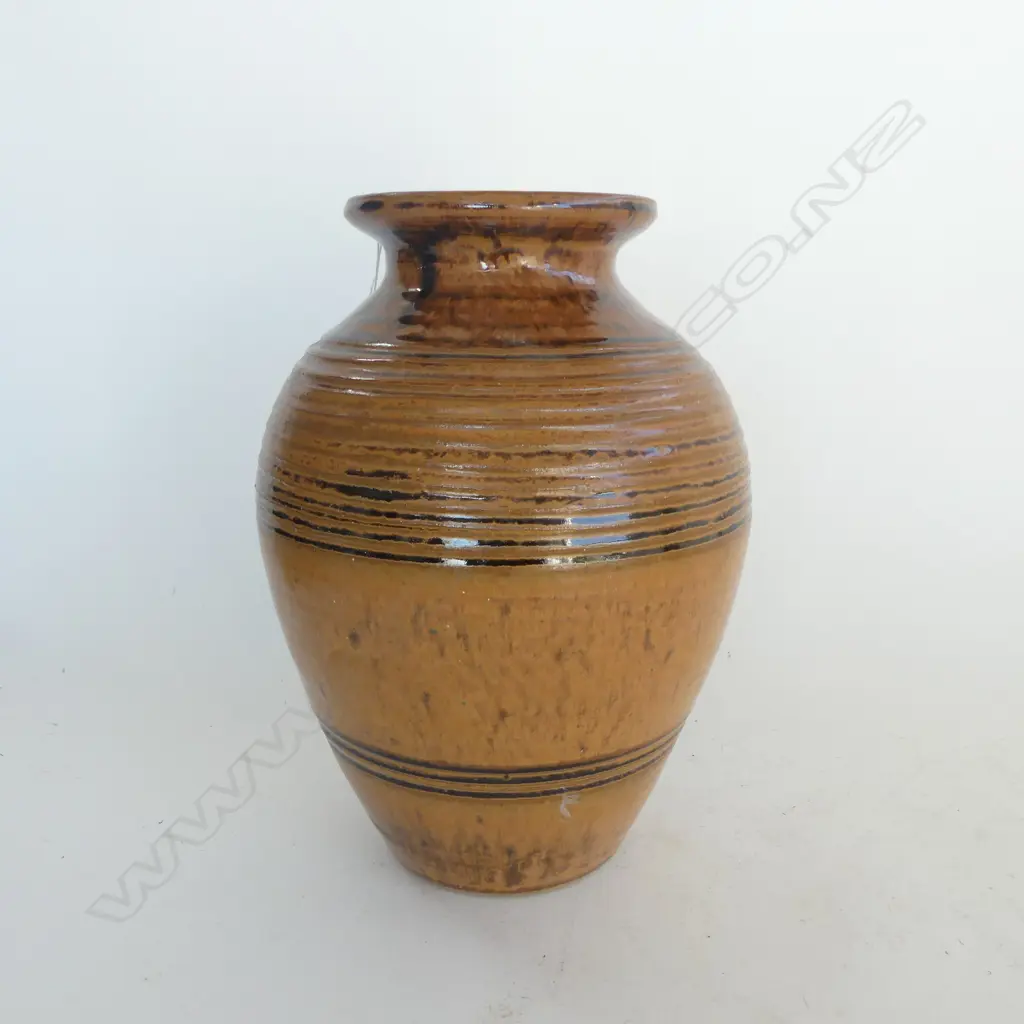 STUDIO POTTERY VASE H.290mm 'FAIRFIELD 1982' Image 1++