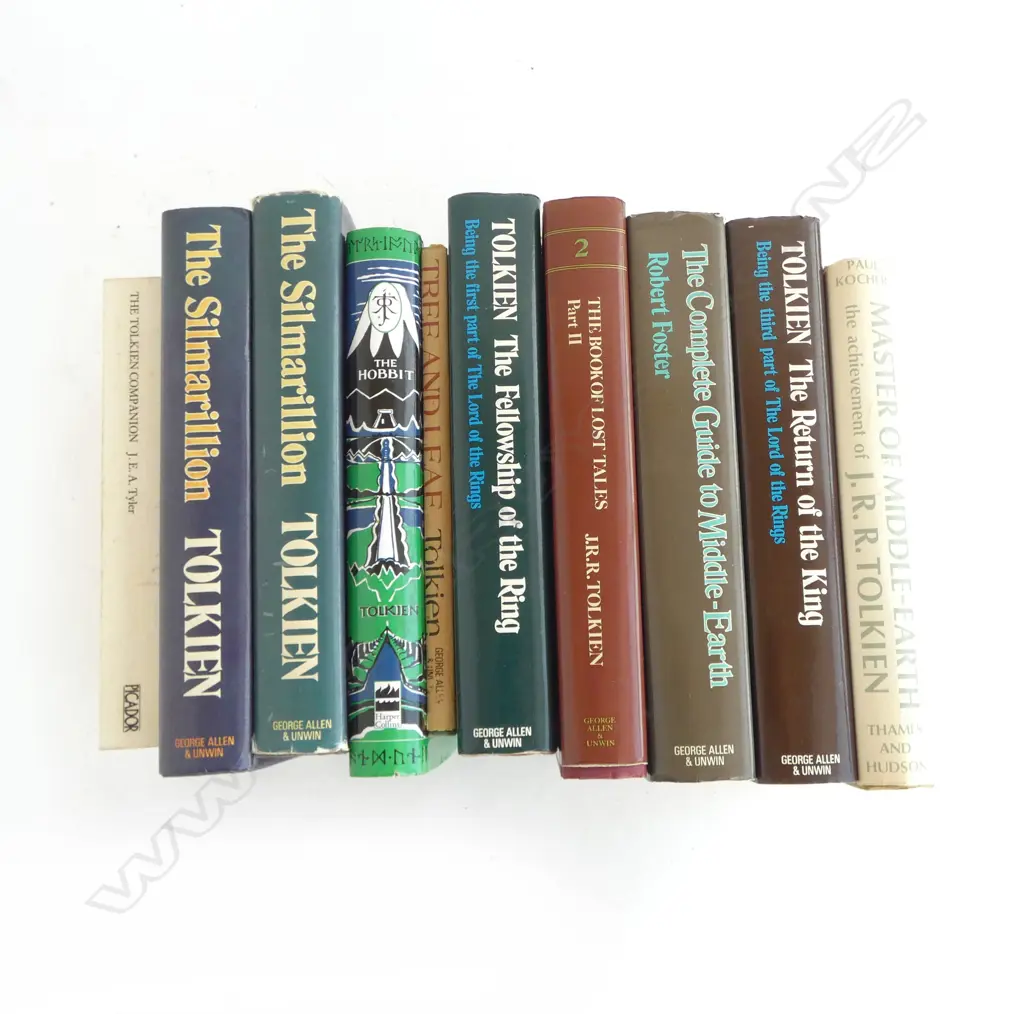 COLLECTION OF 10 BOOKS CONCERNING J.R.R. TOLKIEN AND HIS WORKS INCLUDING THE SILMARILLION Image 1++
