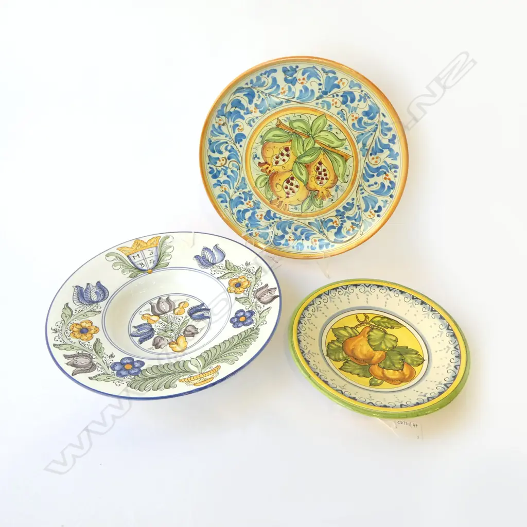 3 CONT HAND PAINTED WALL PLATTERS DIA 320 LARGEST Image 1++
