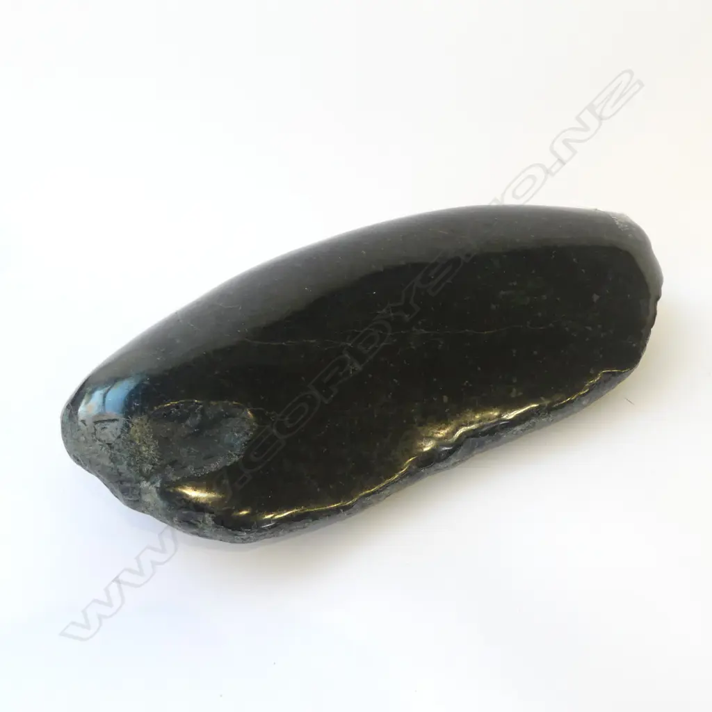 12KG DARK POUNAMU BOULDER, POLISHED L.440mm Image 1++