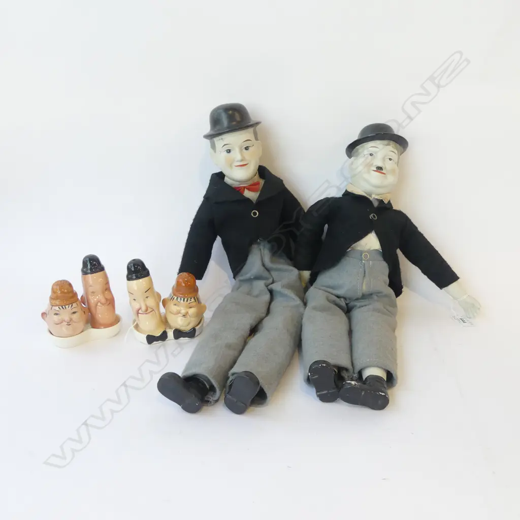 LAUREL & HARDY DOLLS H.460mm + 2 PRS CONDIMENTS EX JOHN PERRY ESTATE Image 1++