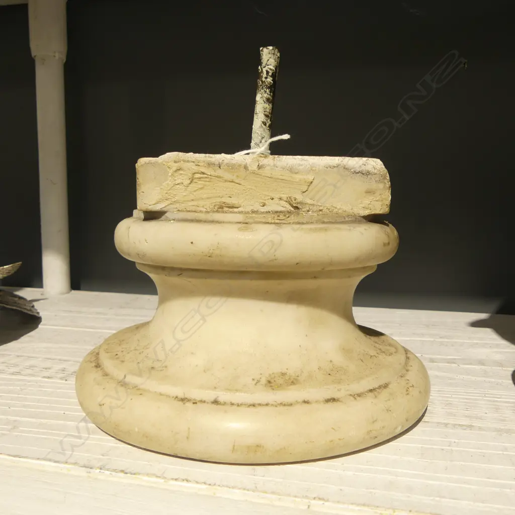 MARBLE BASE Image 1++