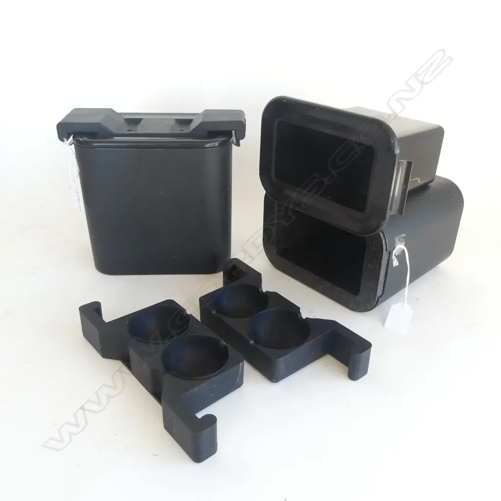 2 ICE CUBE/CIRCLE MOULDS 180x125x190mm Image 1++