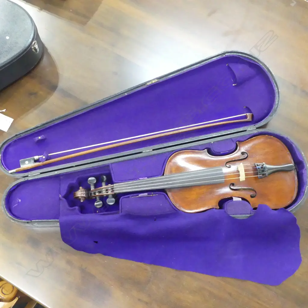 OLD VIOLIN labelled Nicolais Amatus in ebonised case with bow Image 1++