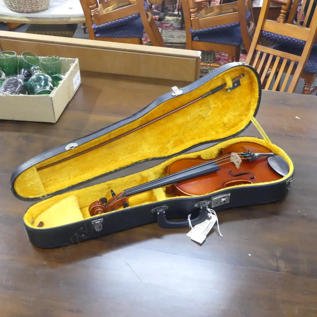 CZECH ? '3/4 size VIOLIN 'MADE FOR J.J.VAN DE GEEST' dated 1971 in hard case Image 1++
