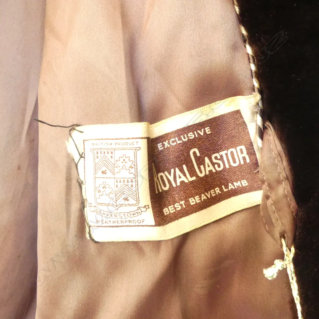 BEAVER LAMB FUR COAT by 'ROYAL CASTOR' VINTAGE c1940 SMALL / MED SIZE 12-ish Image 1++