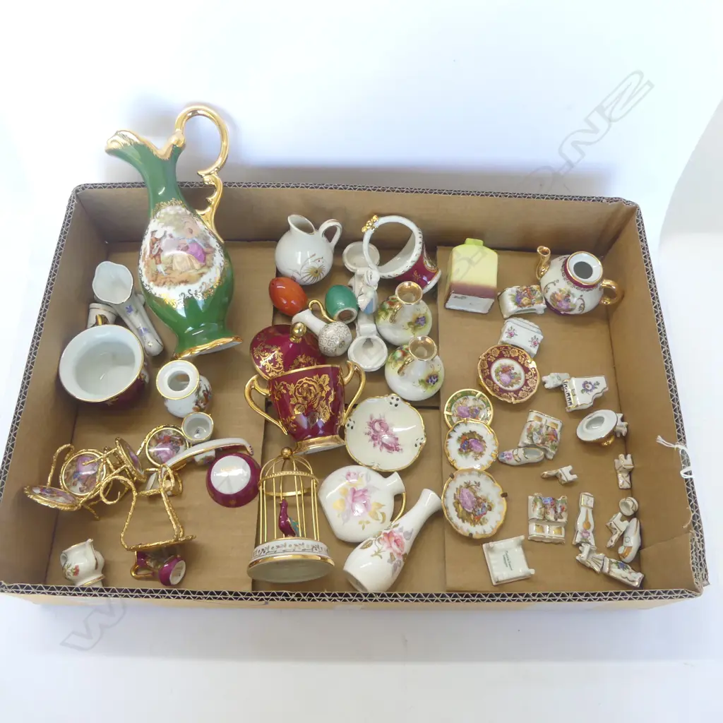 LARGE COLLECTION OF MINITURE LIMOGE CHINA ETC Image 1++