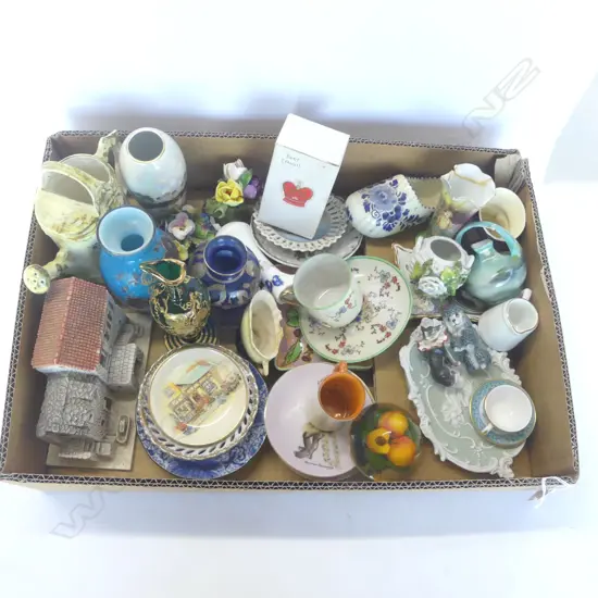 TRAY OF MINITURE CHINA GLASS ETC