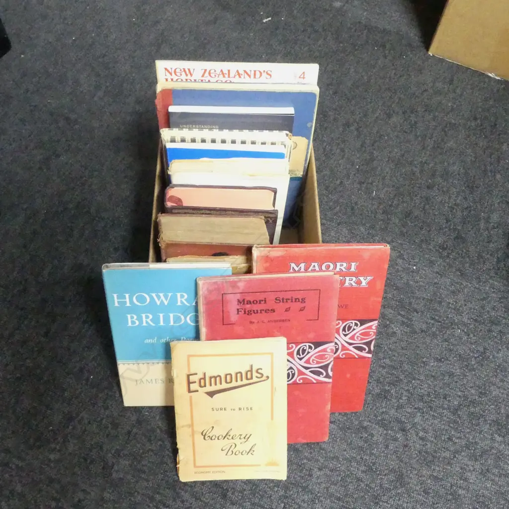 VINTAGE BOOKS; HOWRAH BRIDGE JAMES K BAXTER, MAORI ARTISTRY, EDMONDS COOKBOOK 1955 & HANDWRITTEN RECIPE BOOKS ETC Image 1++