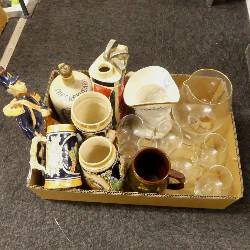 TRAY LOT  DRINK RELATED ITEMS BRANDY WISKEY  STEINS ETC  Image 1++