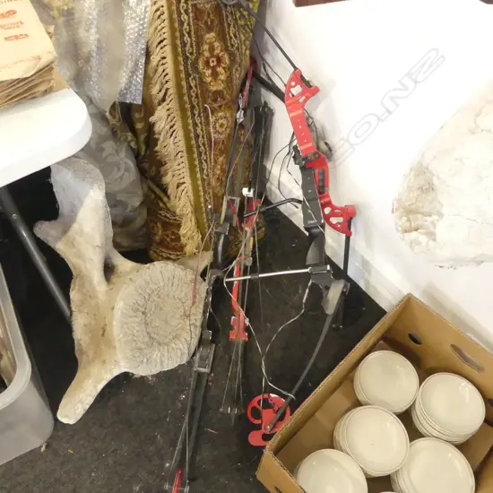 4 CROSS BOWS, SHOWING WEAR