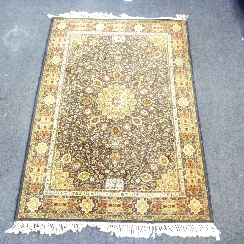 BELGIAN MACHINED WOOL PILE RUG  FAULTS 1650x1400mm Image 1++