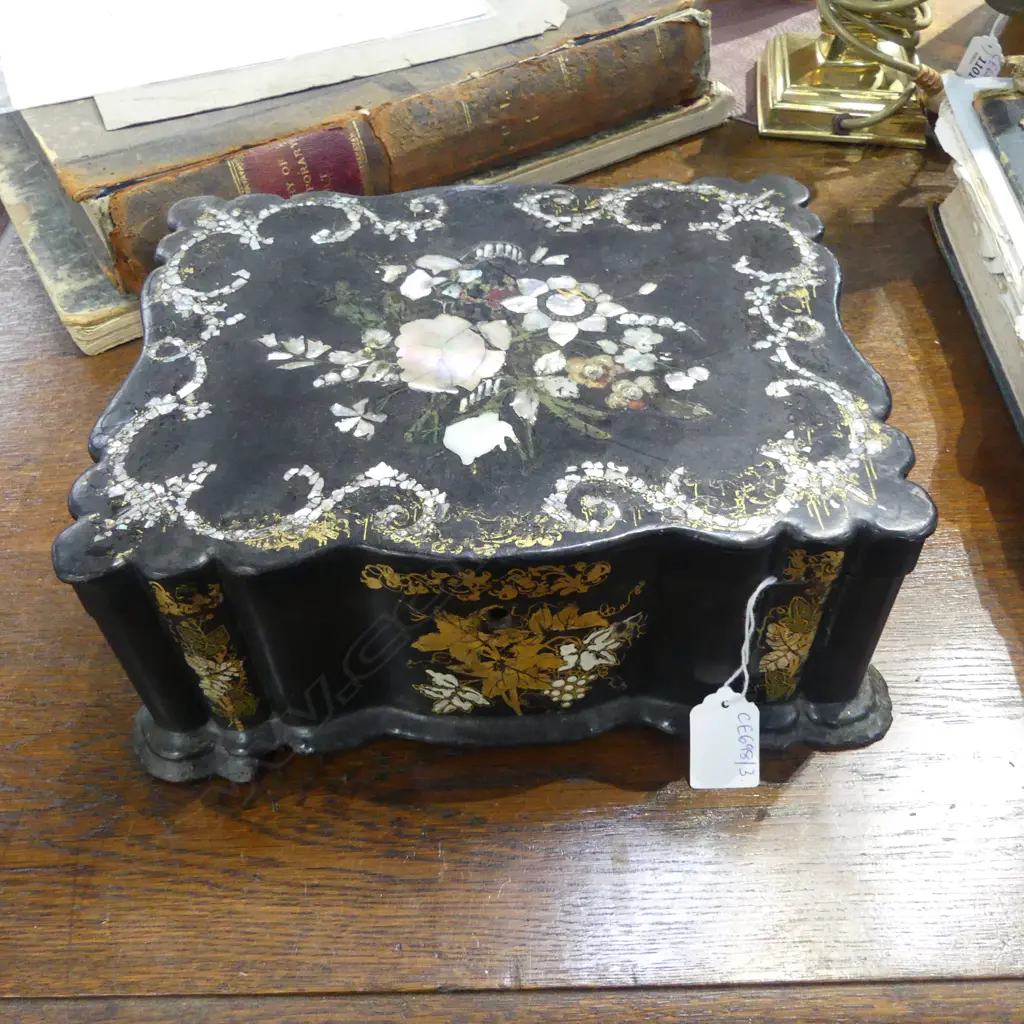 VICTORIAN MoP BOX, FAULTS W.285mm Image 1++