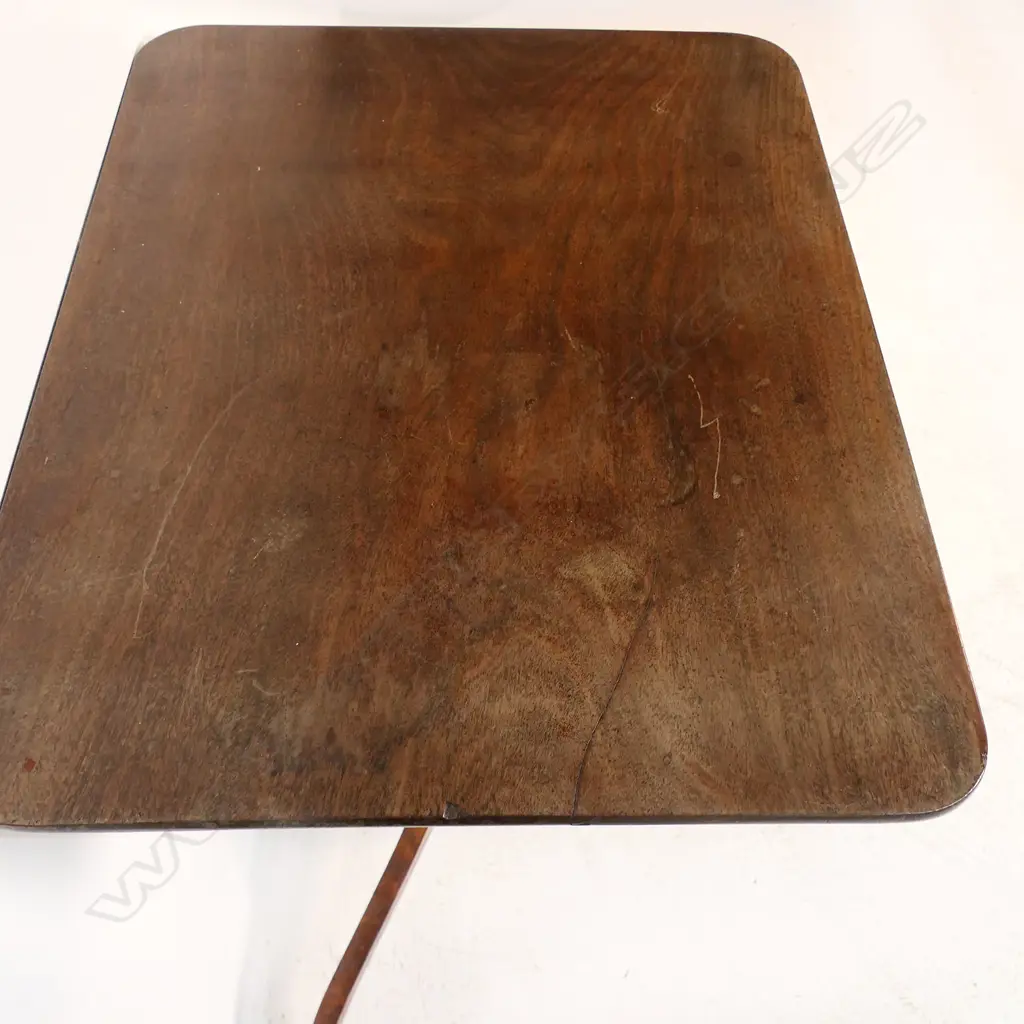 GEORGIAN TILT TOP SIDE TABLE 480x610x690mm Image 1++