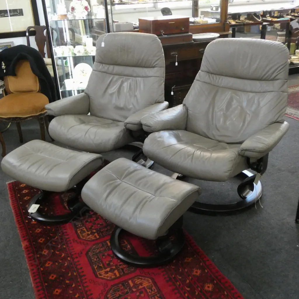 PR NORWEGIAN EKORNES LEATHER RECLINERS & FOOTRESTS, SOME WEAR Image 1++