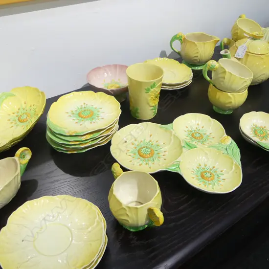 LGE COLLECTION CARLTONWARE 'BUTTERCUP'; TEAPOT, LEMON SQUEEZER ETC