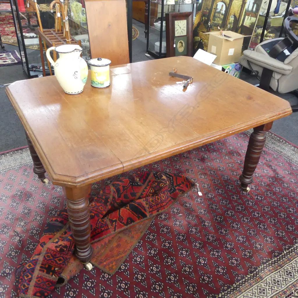 EXTENSION DINING TABLE + WINDER Image 1++