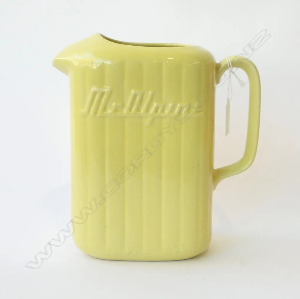 CROWN LYNN MCALPINE JUG H.210mm small fault to handle Image 1++