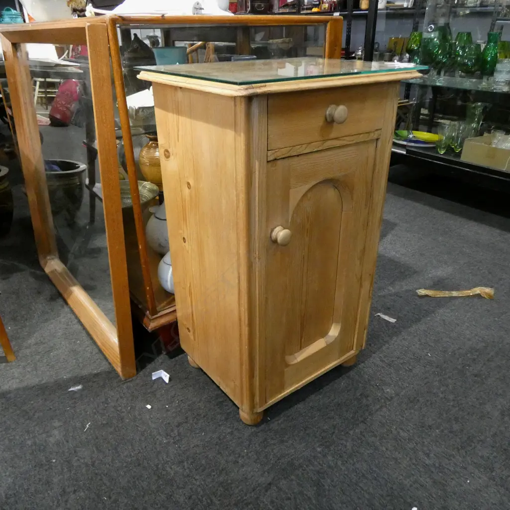 BALTIC PINE CABINET490x370x810mm Image 1++