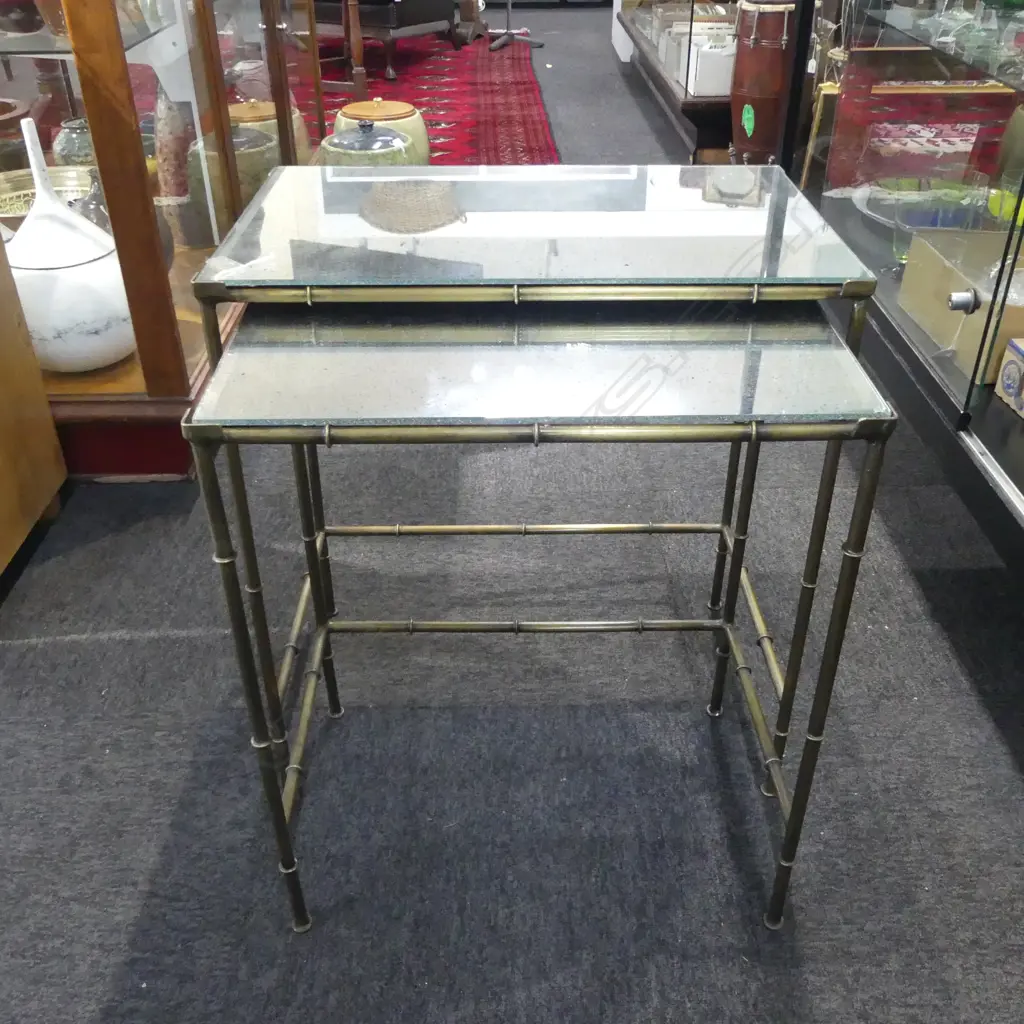 2 METAL NESTING TABLES, GLASS w. 2 SMALL CHIPS 550x355x600mm Image 1++