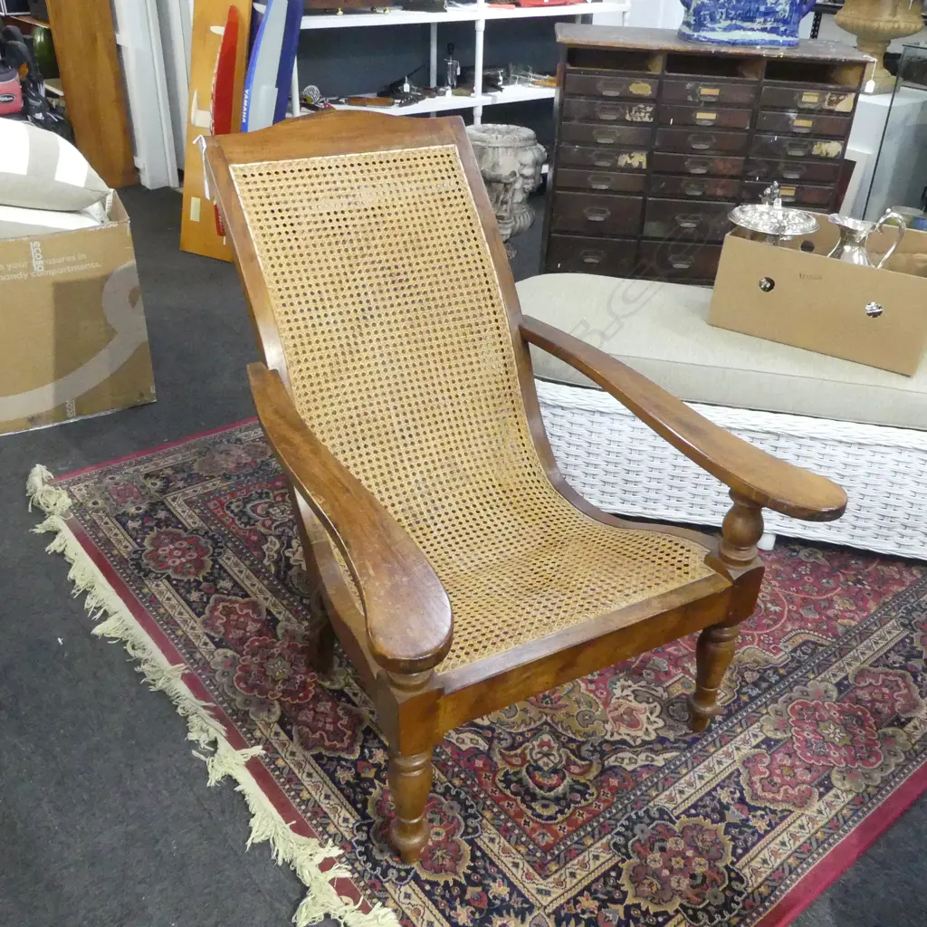 PLANTATION CHAIR Image 1++