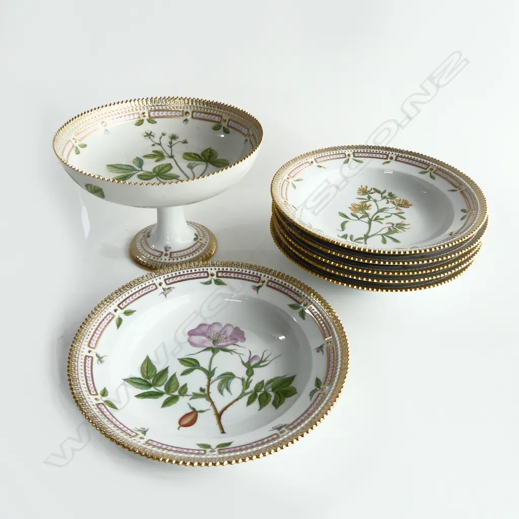 ROYAL COPENHAGEN DENMARK FAUNA DINNER CHINA; 6 BOWLS + COMPORT H.140mm Image 1++