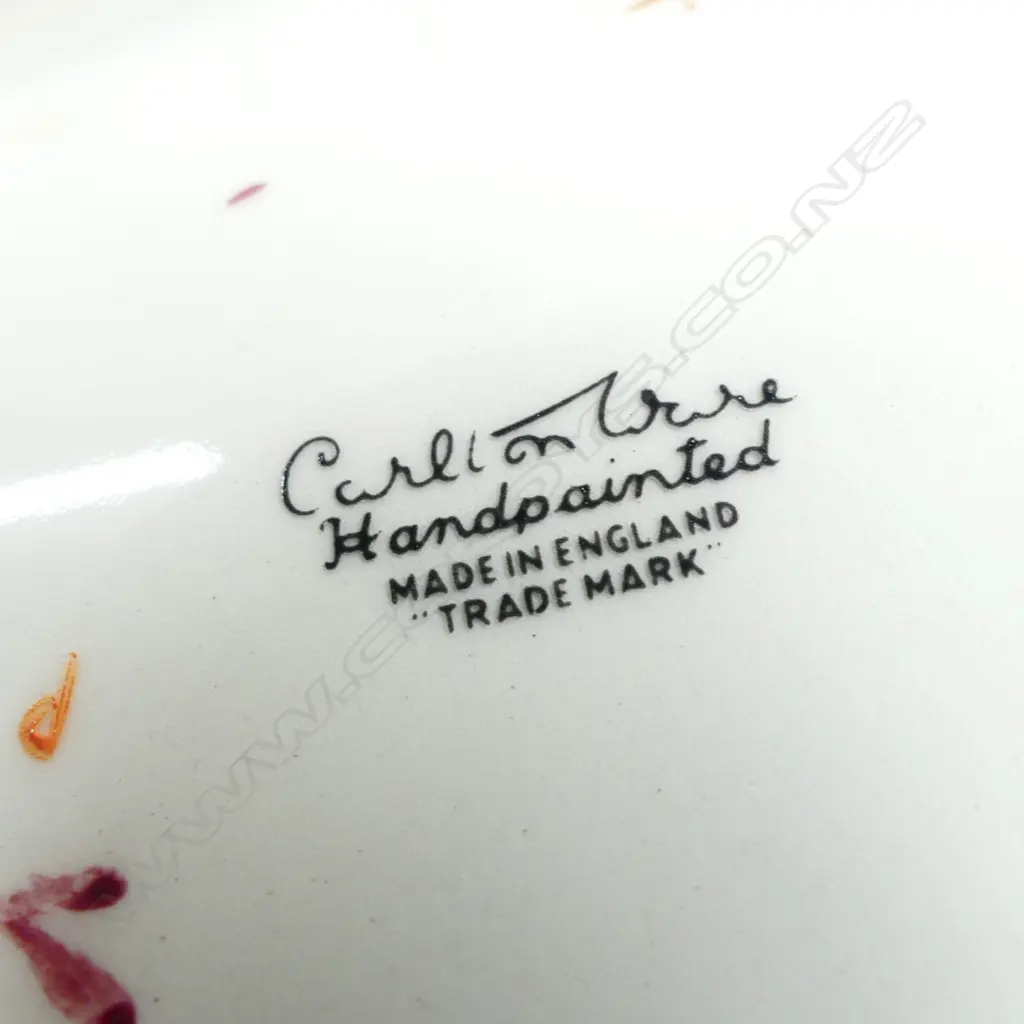 2 CARLTON WARE ROUGE ROYALE MALLARD DUCK DISHES, 235mm dia Image 1++