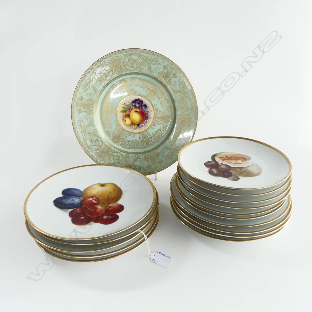 ROYAL WORCESTER PLATE + 15 GERMAN GILT & FRUCTIS PATTERN BAVARIS PLATES Image 1++