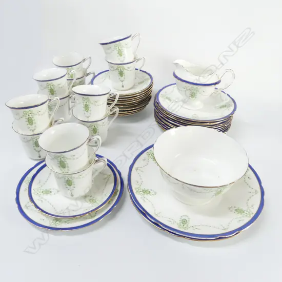 LARGE SHELLEY CHINA TEASET 12CSPS 2 CAKE PLATES C/SUGAR RIBBON PAT 