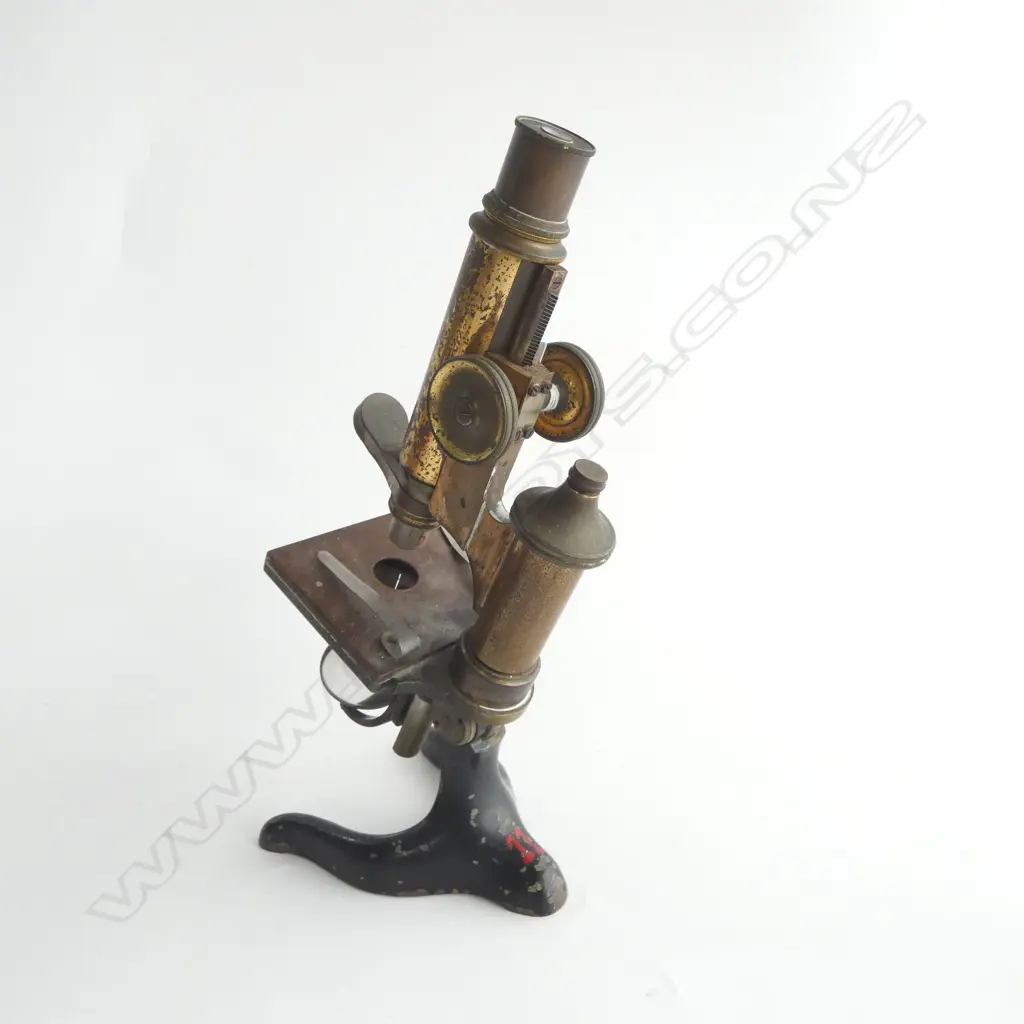 E. LEITZ WETZLAR MICROSCOPE H.300mm Image 1++