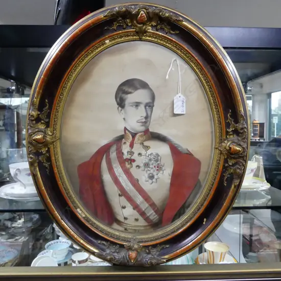 19thC oval FRAMED CHROMOLITHOGRAPH OF A EUROPEAN YOUNG MILITARY GENT 500 x 420mm