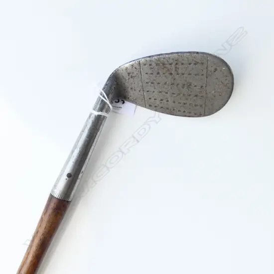 VINTAGE WOODEN GOLF CLUB L.950mm