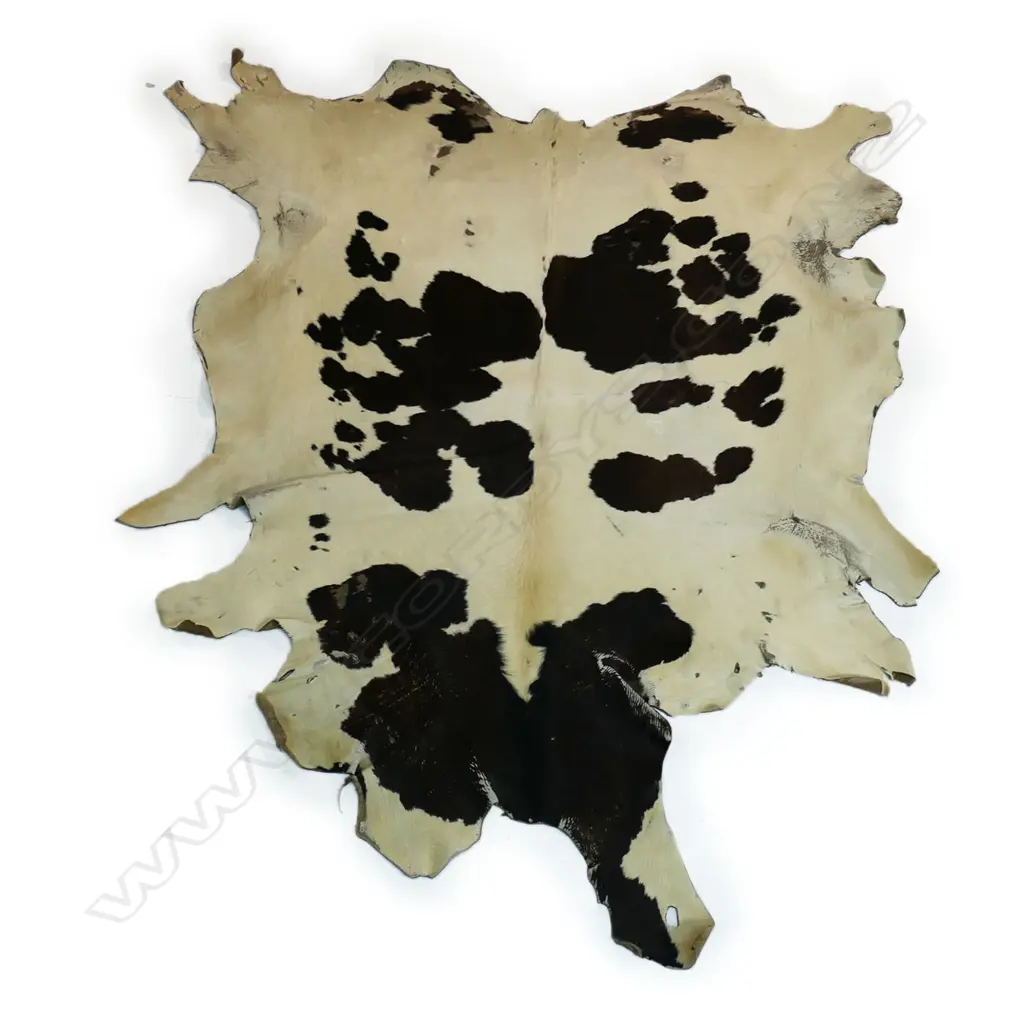 LG COW HIDE RUG L 2000MM Image 1++